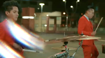 Explosión cumbiera los cuernos